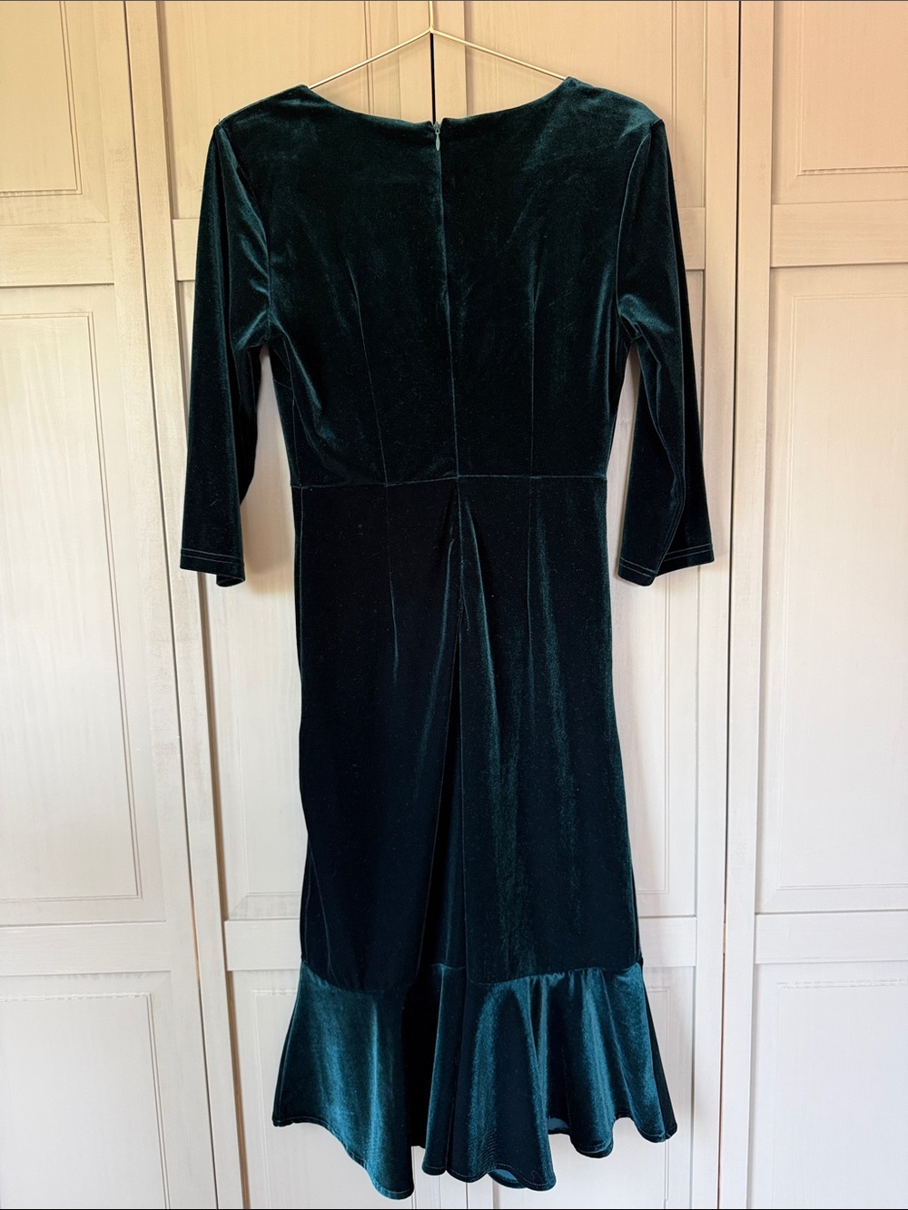 Green Velvet Dress - Picture 4 of 4